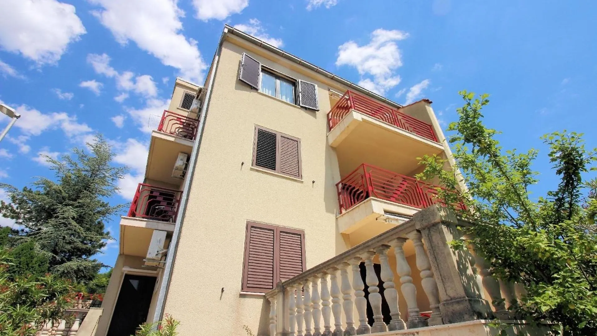 Apartment Fuer Zwei Erwachsene Und Zwei Kinder Novi Vinodolski 0*,